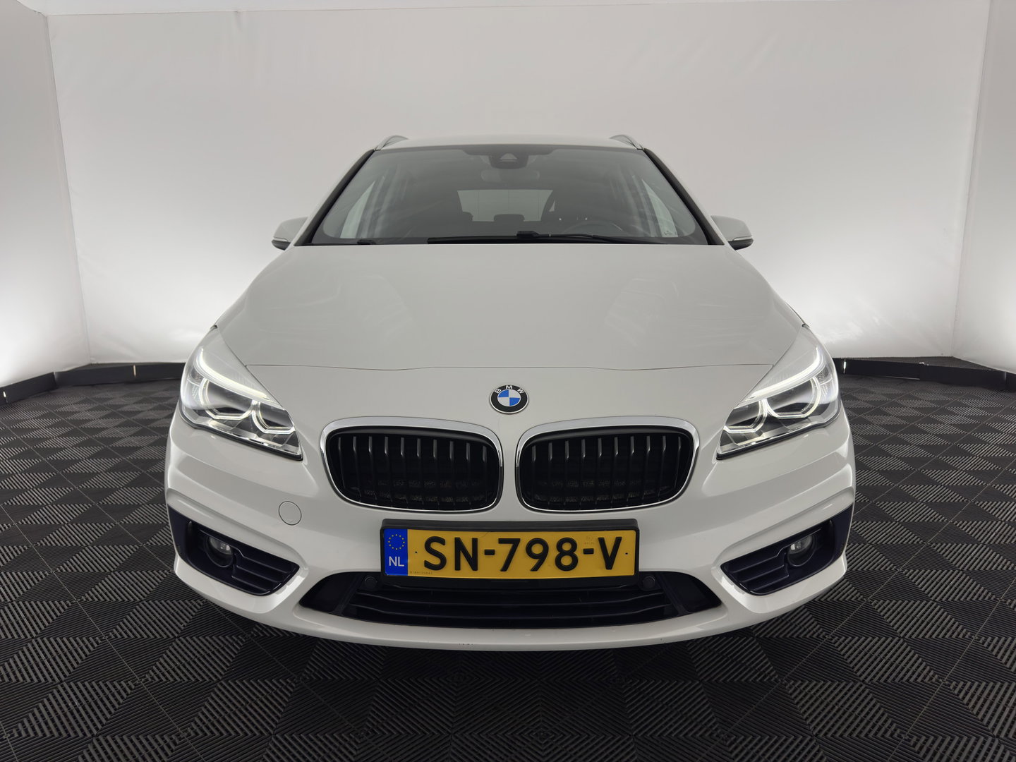 BMW 2 Serie Active Tourer 225xe Sport-Line Centennial High Executive Aut. *FULL-LED | NAVI-FULLMAP | HEATED-SPORTSEATS | ECC | PRIVACY-GLASS | PDC | CRUISE | 18''ALU*