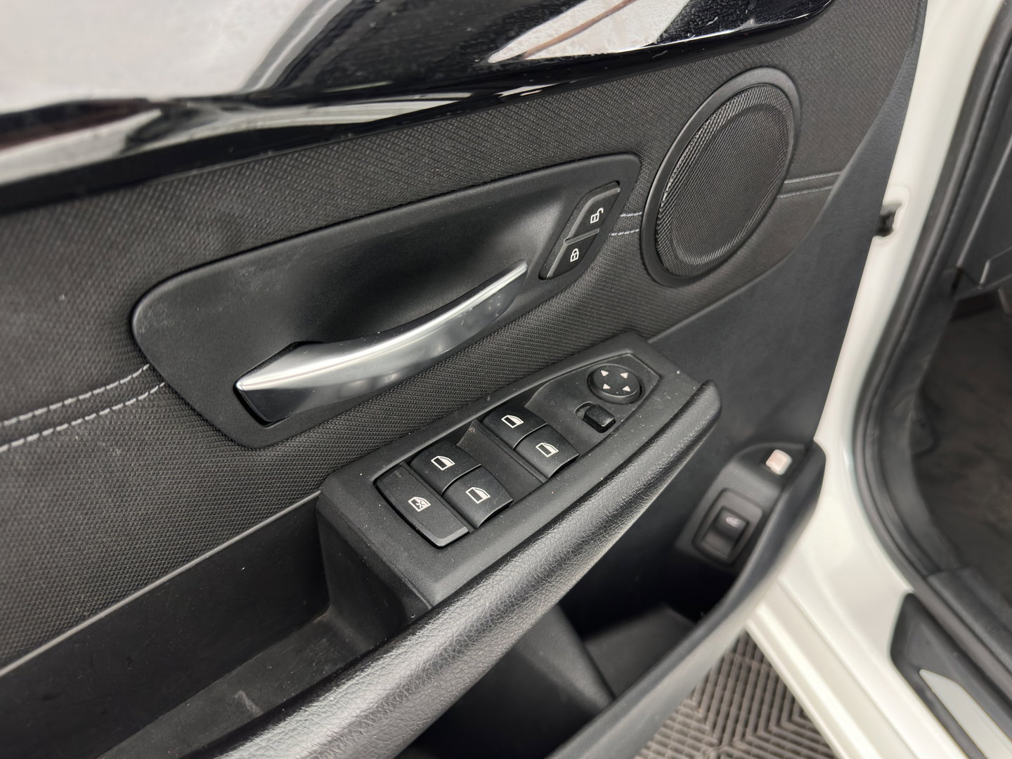 BMW 2 Serie Active Tourer 225xe Sport-Line Centennial High Executive Aut. *FULL-LED | NAVI-FULLMAP | HEATED-SPORTSEATS | ECC | PRIVACY-GLASS | PDC | CRUISE | 18''ALU*