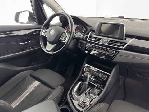 BMW 2 Serie Active Tourer 225xe Sport-Line Centennial High Executive Aut. *FULL-LED | NAVI-FULLMAP | HEATED-SPORTSEATS | ECC | PRIVACY-GLASS | PDC | CRUISE | 18''ALU*