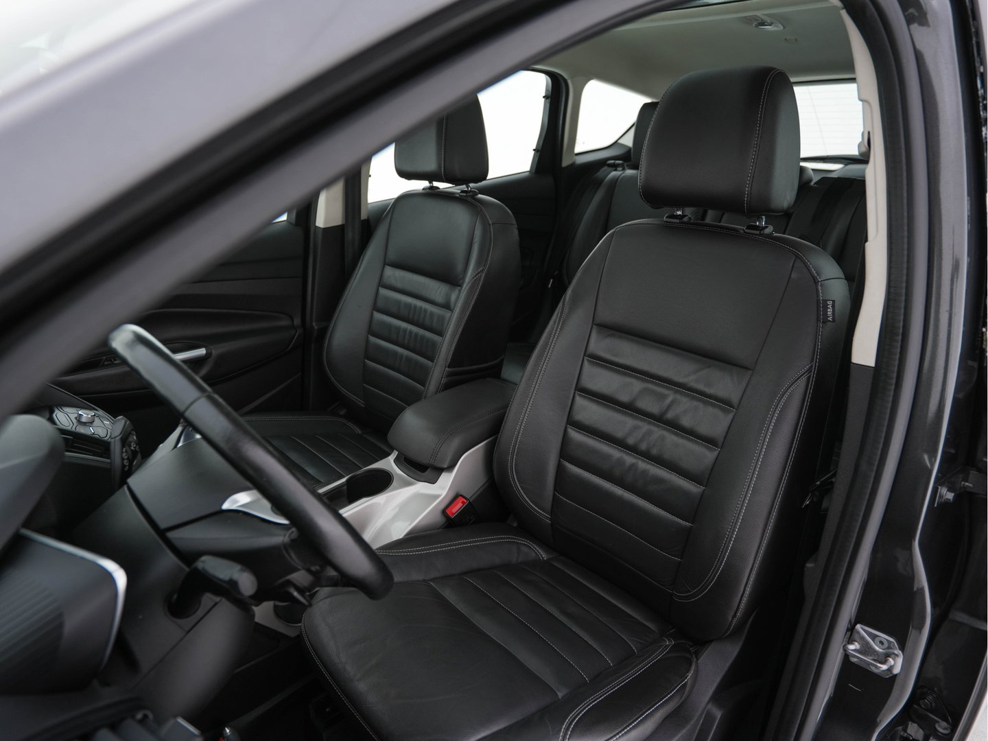 Ford C-MAX 2.0 Hybrid Titanium Plus ( Plug-In ) Aut. *PANO | LEATHER | NAVI-FULLMAP | CAMERA | KEYLESS | HEATED-COMFORT-SEATS | ECC | DIGI-COCKPIT | PDC | 17''ALU*