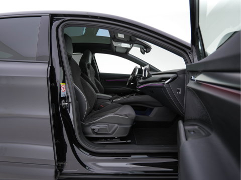 Škoda Enyaq Coupé 85 Sportline [ 3-Fase-11kW] {SoH-95%} (INCL-BTW) Aut. *PANO |  LEATHER-ALCANTARA | FULL-LED | BLINDSPOT | HEATED-SPORTSEATS | CAMERA | KEYLESS | PRIVACY-GLASS | ADAPTIVE-CRUISE | SHIFTPADDLES | TOWBAR | 20''ALU*
