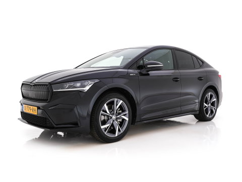 Škoda Enyaq Coupé 85 Sportline [ 3-Fase-11kW] {SoH-95%} (INCL-BTW) Aut. *PANO |  LEATHER-ALCANTARA | FULL-LED | BLINDSPOT | HEATED-SPORTSEATS | CAMERA | KEYLESS | PRIVACY-GLASS | ADAPTIVE-CRUISE | SHIFTPADDLES | TOWBAR | 20''ALU*