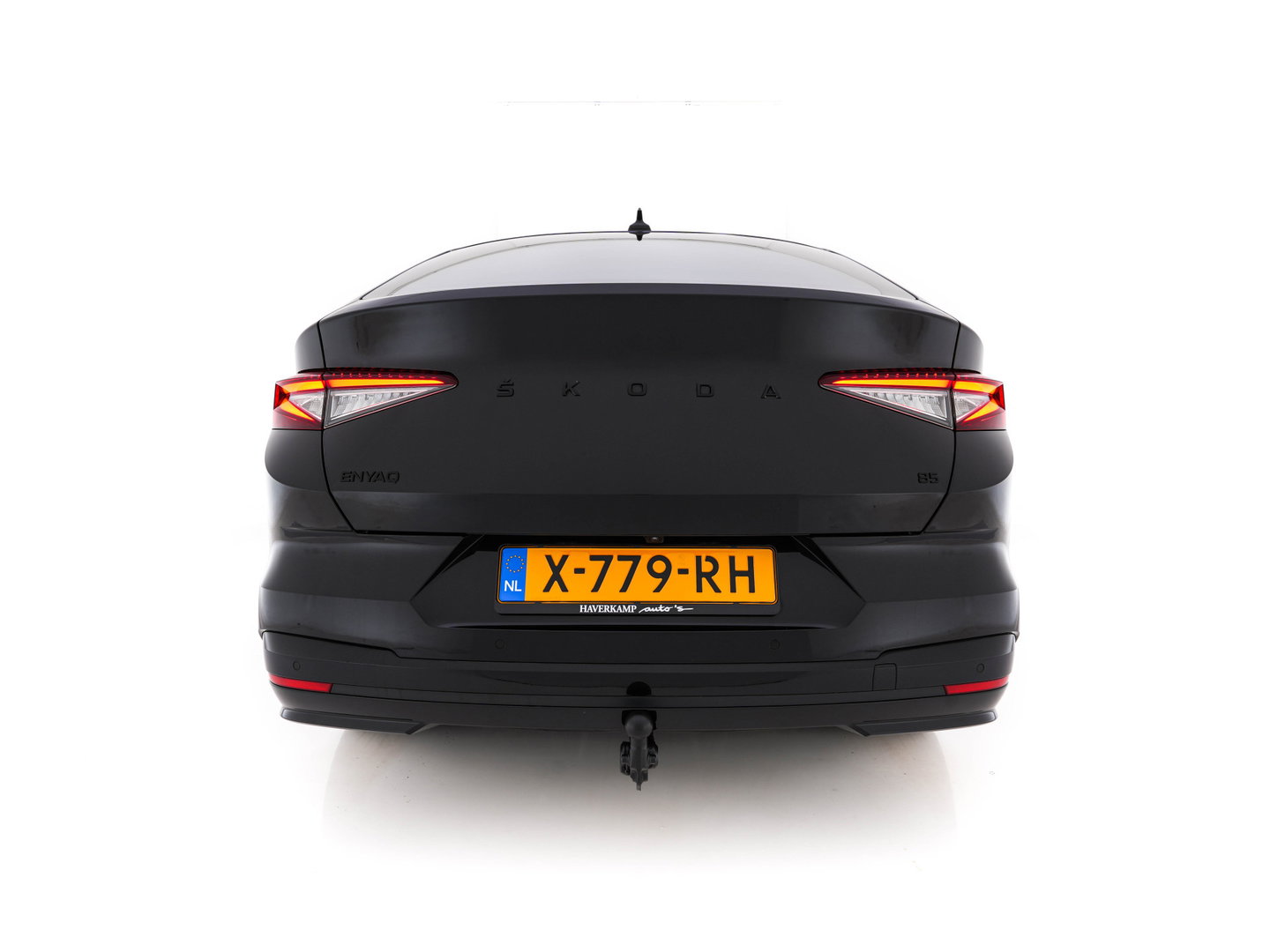 Škoda Enyaq Coupé 85 Sportline [ 3-Fase-11kW] {SoH-95%} (INCL-BTW) Aut. *PANO |  LEATHER-ALCANTARA | FULL-LED | BLINDSPOT | HEATED-SPORTSEATS | CAMERA | KEYLESS | PRIVACY-GLASS | ADAPTIVE-CRUISE | SHIFTPADDLES | TOWBAR | 20''ALU*