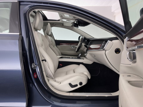 Volvo S90 2.0 D4 Momentum Aut. *PANO | LEATHER | FULL-LED | TOPVIEW | BLINDSPOT | HEATED-SPORTSEATS | DIGI-COCKPIT | NAVI-FULLMAP | ECC | HEAD-UP | ADAPTIVE-CRUISE | PDC | APP.CONNECT | 18''ALU*