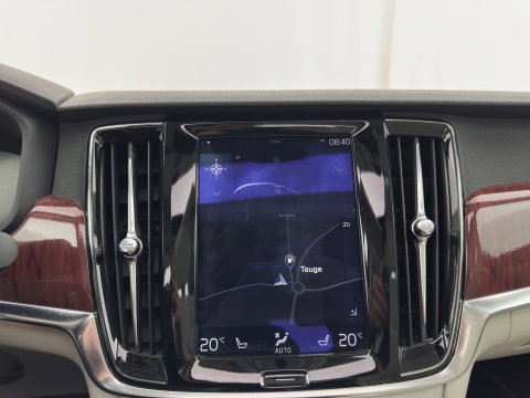 Volvo S90 2.0 D4 Momentum Aut. *PANO | LEATHER | FULL-LED | TOPVIEW | BLINDSPOT | HEATED-SPORTSEATS | DIGI-COCKPIT | NAVI-FULLMAP | ECC | HEAD-UP | ADAPTIVE-CRUISE | PDC | APP.CONNECT | 18''ALU*