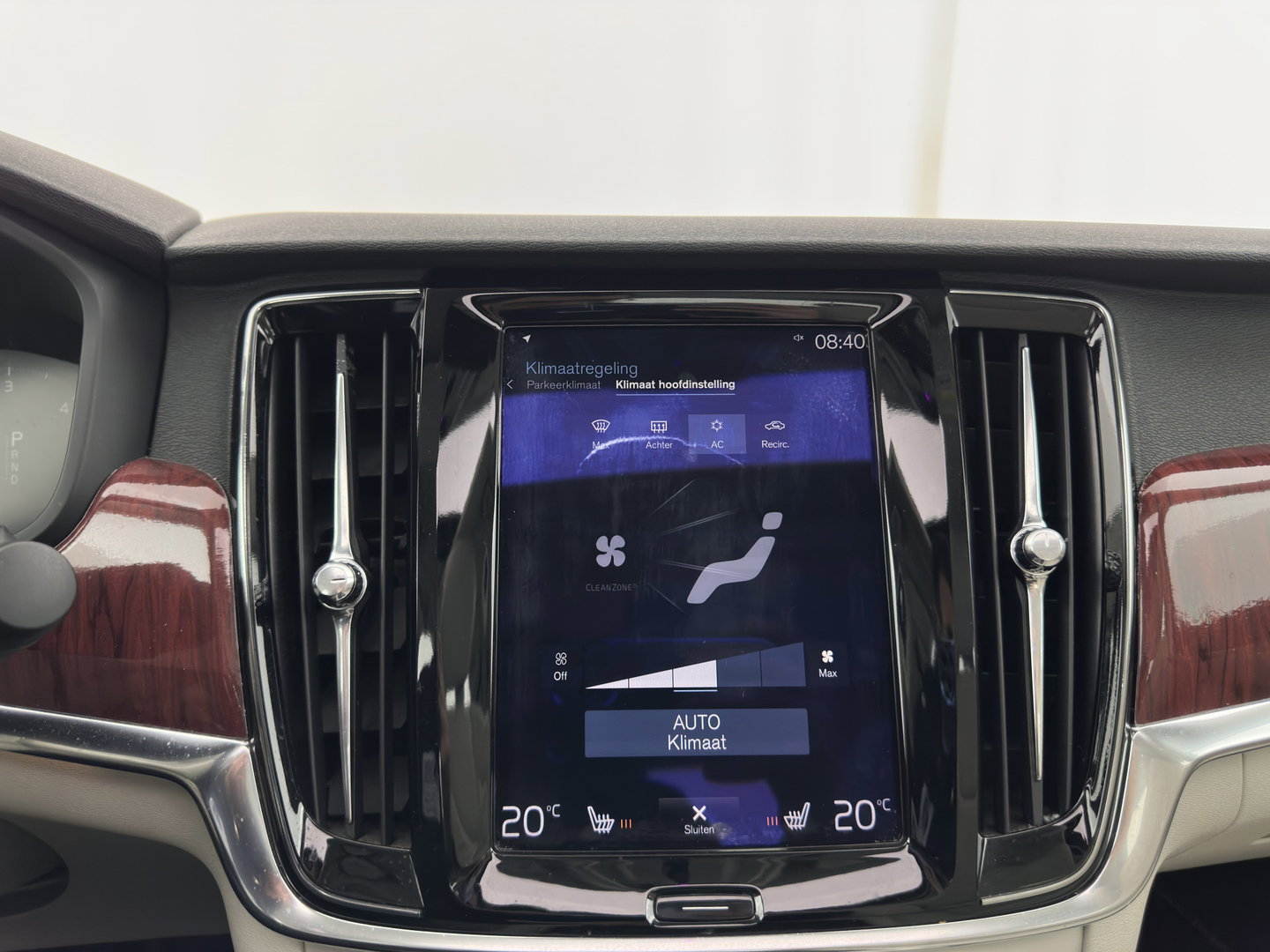 Volvo S90 2.0 D4 Momentum Aut. *PANO | LEATHER | FULL-LED | TOPVIEW | BLINDSPOT | HEATED-SPORTSEATS | DIGI-COCKPIT | NAVI-FULLMAP | ECC | HEAD-UP | ADAPTIVE-CRUISE | PDC | APP.CONNECT | 18''ALU*
