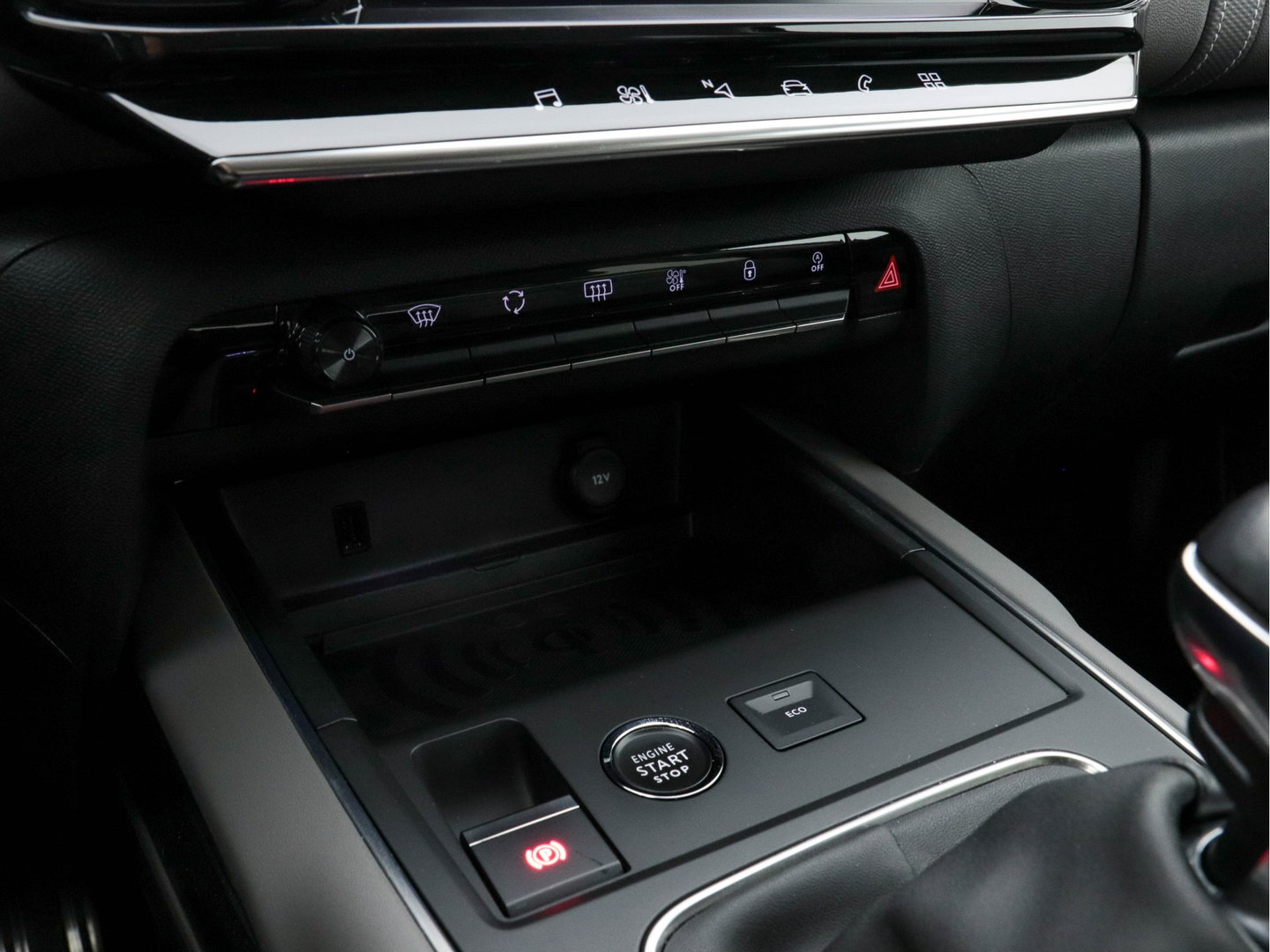 Citroën C5 Aircross 1.5 BlueHDI Business-Plus (INCL-BTW) *LEATHER-MICROFIBRE | NAVI-FULLMAP | FULL-LED | KEYLESS | TOPVIEW | ECC | PRIVACY-GLASS | PDC | CRUISE | DAB | DIGI-COCKPIT | CARPLAY |  LANE-ASSIST | TOWBAR | 19"ALU*