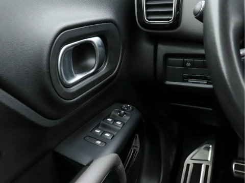 Citroën C5 Aircross 1.5 BlueHDI Business-Plus (INCL-BTW) *LEATHER-MICROFIBRE | NAVI-FULLMAP | FULL-LED | KEYLESS | TOPVIEW | ECC | PRIVACY-GLASS | PDC | CRUISE | DAB | DIGI-COCKPIT | CARPLAY |  LANE-ASSIST | TOWBAR | 19"ALU*