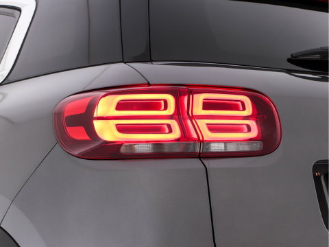 Citroën C5 Aircross 1.5 BlueHDI Business-Plus (INCL-BTW) *LEATHER-MICROFIBRE | NAVI-FULLMAP | FULL-LED | KEYLESS | TOPVIEW | ECC | PRIVACY-GLASS | PDC | CRUISE | DAB | DIGI-COCKPIT | CARPLAY |  LANE-ASSIST | TOWBAR | 19"ALU*