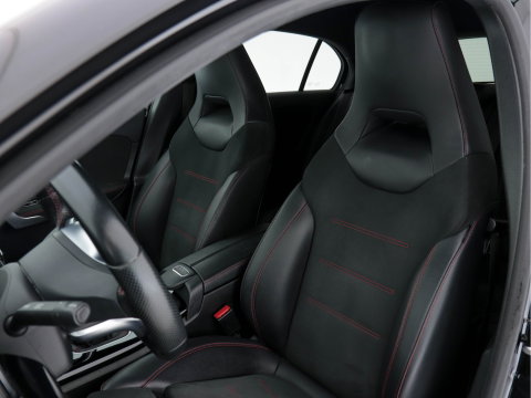 Mercedes-Benz A-Klasse 160 AMG-Styling Business Solution (INCL-BTW) *FULL-LED |  LEATHER-MICROFIBRE | KEYLESS | CARBON-INLAY | HEATED-SPORTSEATS | WIDE-SCREEN | NAVI-FULLMAP | CAMERA | ECC | PDC | CRUISE | CARPLAY | AMBIENTLIGHT | PRIVACY-GLASS | 1