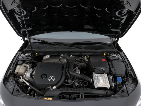 Mercedes-Benz A-Klasse 160 AMG-Styling Business Solution (INCL-BTW) *FULL-LED |  LEATHER-MICROFIBRE | KEYLESS | CARBON-INLAY | HEATED-SPORTSEATS | WIDE-SCREEN | NAVI-FULLMAP | CAMERA | ECC | PDC | CRUISE | CARPLAY | AMBIENTLIGHT | PRIVACY-GLASS | 1