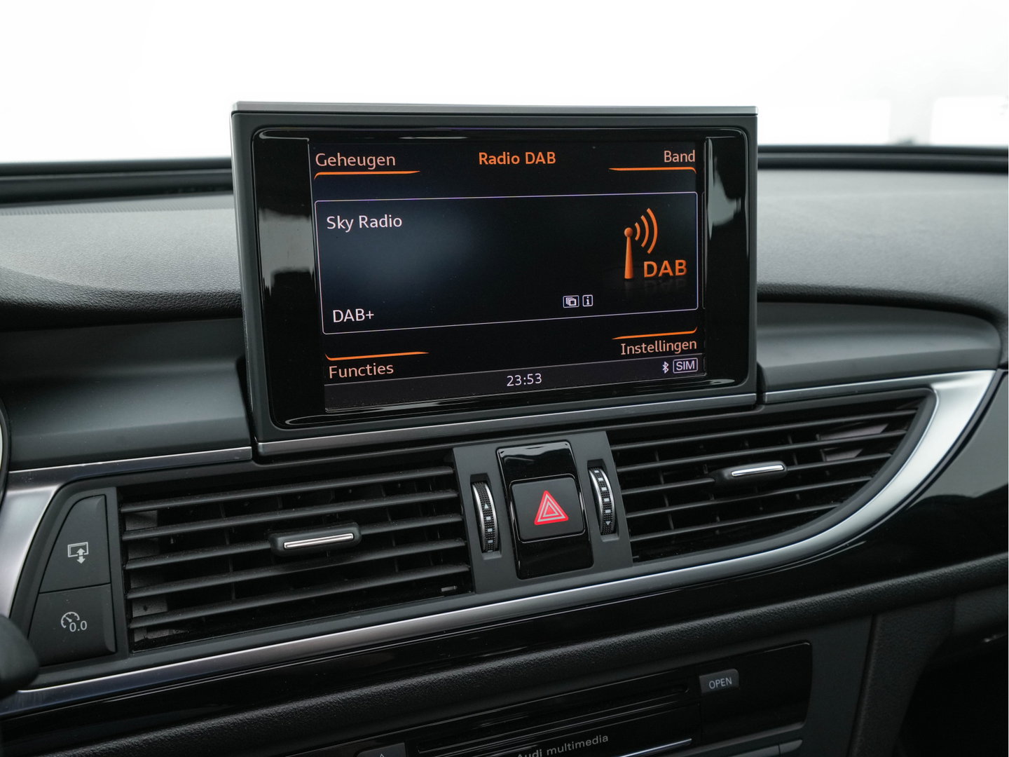 Audi A6 Avant 3.0 TDI Quattro S-Line Aut. *PANO | LEATHER-ALCANTARA | BI-XENON | BOSE-AUDIO | NAVI-FULLMAP | DAB | CAMERA | ECC | HEATED-SPORTSEATS | PDC | CRUISE | TOWBAR | KEYLESS | 20"ALU*