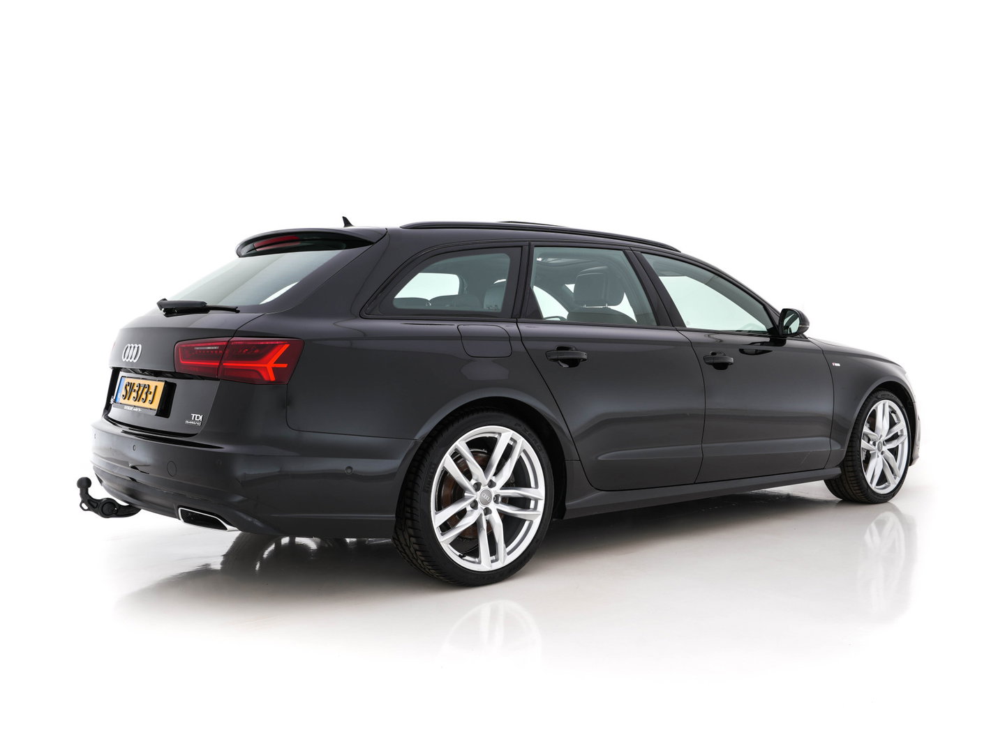 Audi A6 Avant 3.0 TDI Quattro S-Line Aut. *PANO | LEATHER-ALCANTARA | BI-XENON | BOSE-AUDIO | NAVI-FULLMAP | DAB | CAMERA | ECC | HEATED-SPORTSEATS | PDC | CRUISE | TOWBAR | KEYLESS | 20"ALU*
