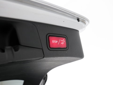 Mercedes-Benz C-Klasse Estate 300 e AMG-Sportpack Limited Business Solution (Plug-in) (INCL-BTW) Aut. *PANO | LEATHER-ALCANTARA | FULL-LED | NAVI-FULLMAP | TOPVIEW | BLINDSPOT | PREMIUM-AUDIO | DAB | CARPLAY | AMBIENTLIGHT | DIGI-COCKPIT | SPORTSEATS | 18"ALU*