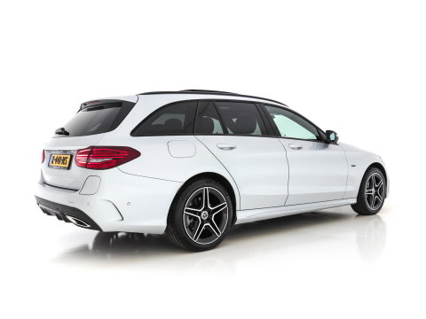 Mercedes-Benz C-Klasse Estate 300 e AMG-Sportpack Limited Business Solution (Plug-in) (INCL-BTW) Aut. *PANO | LEATHER-ALCANTARA | FULL-LED | NAVI-FULLMAP | TOPVIEW | BLINDSPOT | PREMIUM-AUDIO | DAB | CARPLAY | AMBIENTLIGHT | DIGI-COCKPIT | SPORTSEATS | 18"ALU*