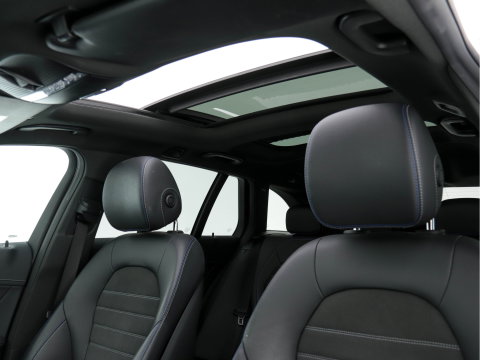 Mercedes-Benz C-Klasse Estate 300 e AMG-Sportpack Limited Business Solution (Plug-in) (INCL-BTW) Aut. *PANO | LEATHER-ALCANTARA | FULL-LED | NAVI-FULLMAP | TOPVIEW | BLINDSPOT | PREMIUM-AUDIO | DAB | CARPLAY | AMBIENTLIGHT | DIGI-COCKPIT | SPORTSEATS | 18"ALU*