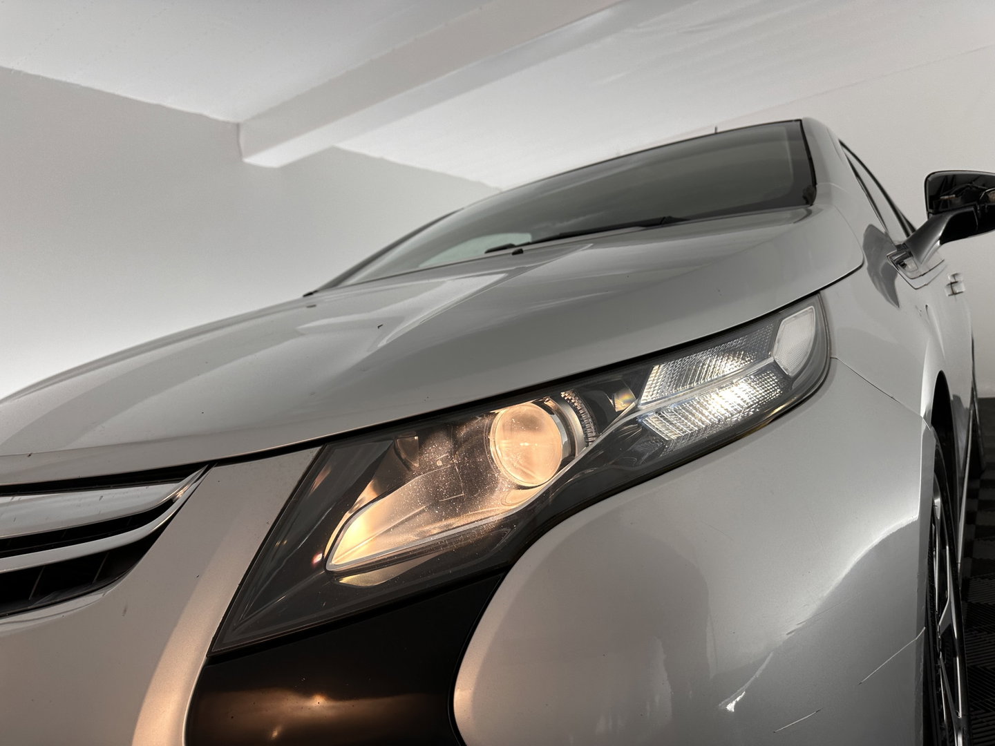 Opel Ampera 1.4 (Plug-In) Aut. *LEATHER | NAVI-FULLMAP | BOSE-AUDIO | KEYLESS | CAMERA | ECC | HEATED-COMFORTSEATS | PDC | CRUISE*