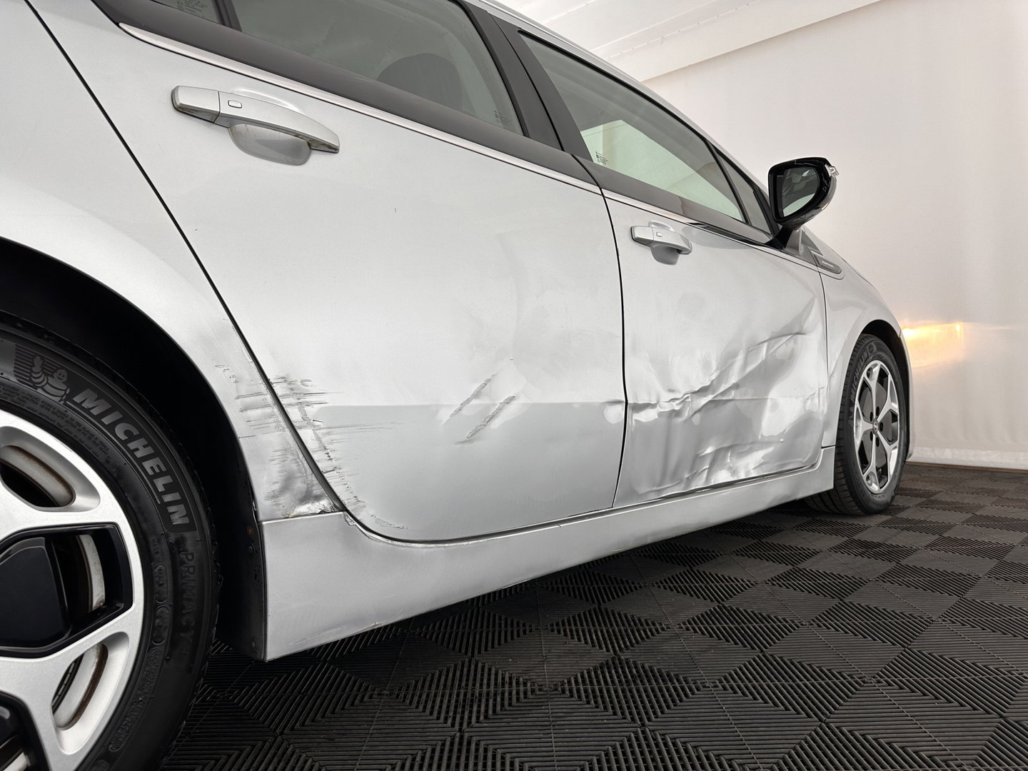 Opel Ampera 1.4 (Plug-In) Aut. *LEATHER | NAVI-FULLMAP | BOSE-AUDIO | KEYLESS | CAMERA | ECC | HEATED-COMFORTSEATS | PDC | CRUISE*