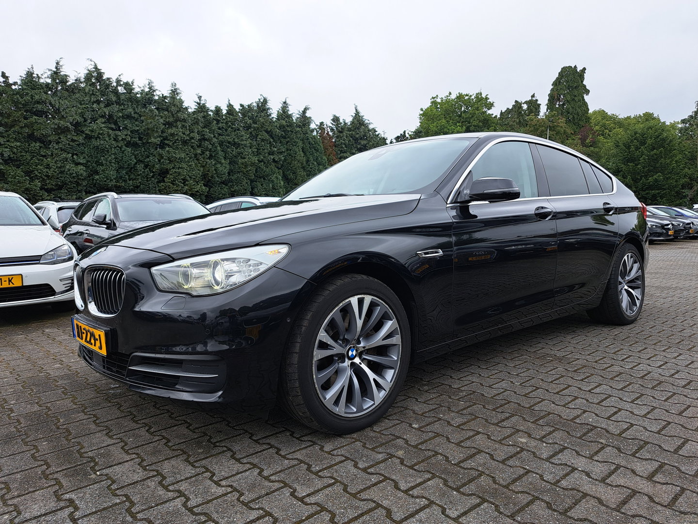 BMW 5 Serie Gran Turismo 535xd High Executive Luxury-Line [⚠️] Aut. *LEATHER | NAVI-FULLMAP |  BI-XENON | HIFI-SOUND | ECC | LANE-ASSIST | ADAPTIVE-CRUISE | PDC | CAMERA | TOWBAR | HEATED-SPORTSEATS | LANE-ASSIST | PRIVACY-GLASS | 19"ALU*
