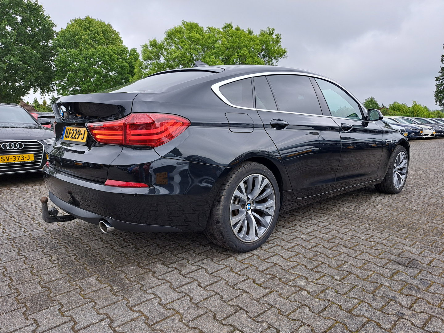 BMW 5 Serie Gran Turismo 535xd High Executive Luxury-Line [⚠️] Aut. *LEATHER | NAVI-FULLMAP |  BI-XENON | HIFI-SOUND | ECC | LANE-ASSIST | ADAPTIVE-CRUISE | PDC | CAMERA | TOWBAR | HEATED-SPORTSEATS | LANE-ASSIST | PRIVACY-GLASS | 19"ALU*