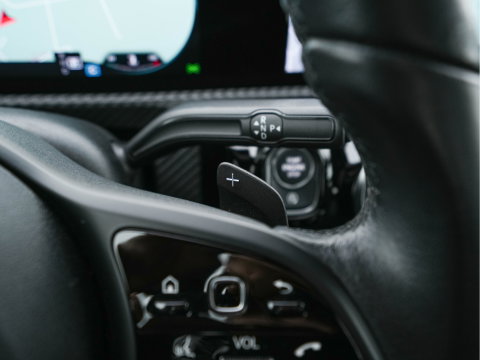 Mercedes-Benz A-Klasse 180 Advantage Style-Pack (INCL-BTW) Aut. *WIDESCREEN-DIGI-COCKPIT | LEATHER-MICROFIBRE | CAMERA | NAVI-FULLMAP | ECC | PDC | CRUISE | CARPLAY | HEATED-SPORTSEATS | CARBON-INLAY | DAB | SHIFT-PADDLES | 16"ALU*