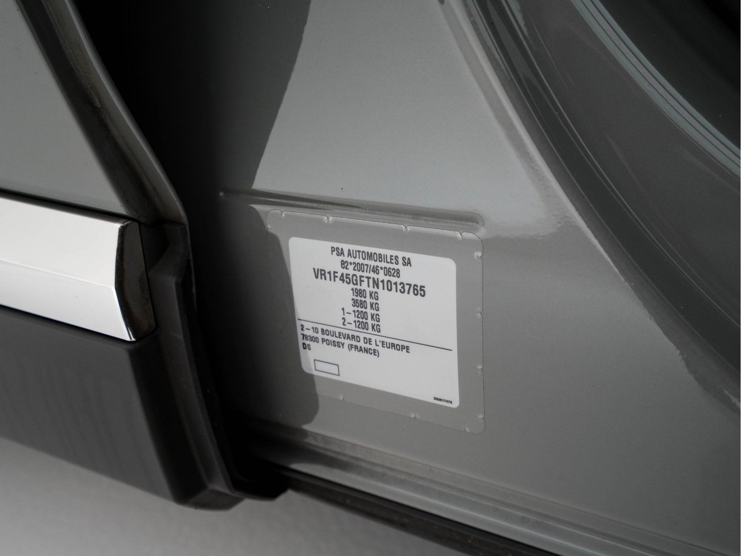 DS DS 4 1.6 Performance-Line+ PureTech (INCL-BTW) Aut. *PANO | LEATHER-MICROFIBRE | FULL-LED | HEATED-SPORTSEATS | DIGI-COCKPIT | KEYLESS | CAMERA | LANE-ASSIST | CARPLAY | ECC | SHIFTPADDLES | PDC | TOWBAR | 19''ALU*