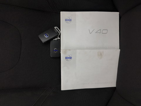 Volvo V40 1.6 D2 Kinetic *NAVI-FULLMAP | COMFORT-SEATS | ECC | PDC | SIPS | CRUISE | 16''ALU*