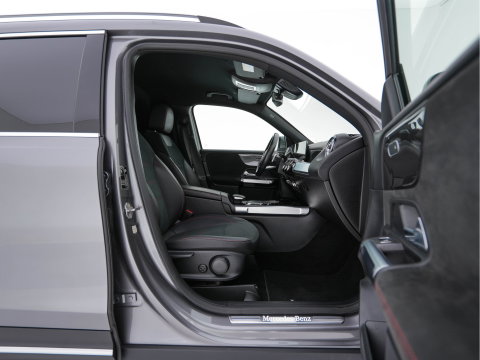 Mercedes-Benz GLB 200 d ( VAN ) Premium AMG-SportPack Aut. *LEATHER-MICROFIBRE | FULL-LED | AMBIENT-LIGHT | WIDE-SCREEN-DIGICOCKPIT | HEATED-SPORTSEATS | KEYLESS | NAVI-FULLMAP | DAB+ | ECC | PDC | CRUISE | 19''ALU*