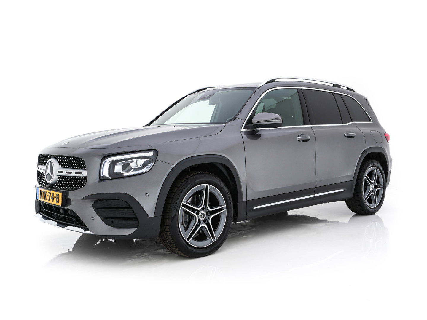 Mercedes-Benz GLB 200 d ( VAN ) Premium AMG-SportPack Aut. *LEATHER-MICROFIBRE | FULL-LED | AMBIENT-LIGHT | WIDE-SCREEN-DIGICOCKPIT | HEATED-SPORTSEATS | KEYLESS | NAVI-FULLMAP | DAB+ | ECC | PDC | CRUISE | 19''ALU*