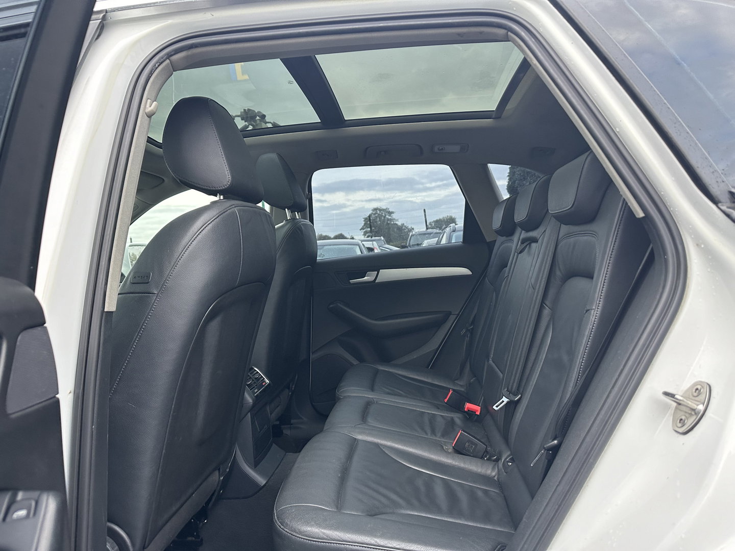 Audi Q5 2.0 TFSI Quattro Pro Line (⚠️oil pressure problem) Aut. *PANO | LEATHER | XENON-PLUS | NAVI-FULLMAP | PDC | AUDI-SOUNDSYSTEM | PRIVACY-GLASS | ECC | CRUISE | HEATED-COMFORTSEATS |  18"ALU*