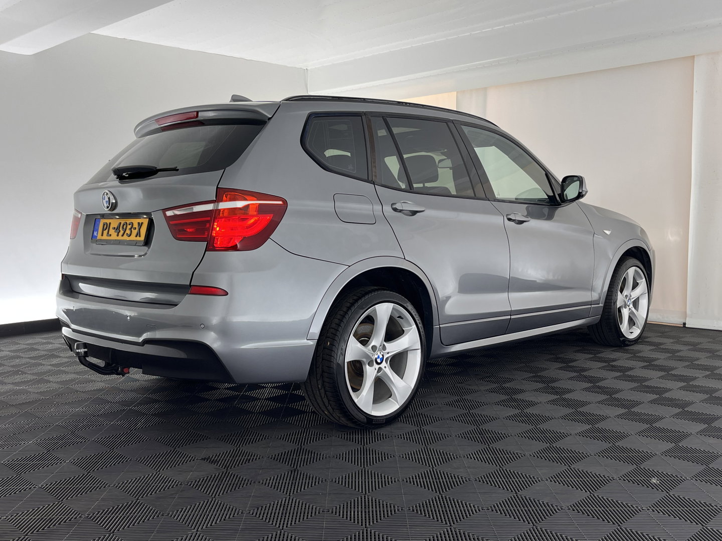 BMW X3 XDrive35d M-Sport (⚠️crankshaft bearings defect) Aut. *PANO | LEATHER | BI-XENON | KEYLESS  | NAVI-FULLMAP | DAB | SHIFT-PADDLES | CRUISE | MEMORY-PACK | HEAD-UP | LANE-ASSIST | SPORT-SEATS | TOWBAR | 18"ALU*