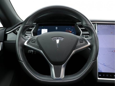 Tesla Model S 235 Kw Base [ 3-Fase-17kW ] {SoH-87%} (INCL-BTW) *PANO | AUTO-PILOT | KEYLESS | FULL-LED | 1/2-LEATHER | NAVI-FULLMAP | SURROUND-VIEW | APP-CONNECT | LANE-ASSIST | DIGI-COCKPIT | DAB | SPORT-SEATS | 19"ALU