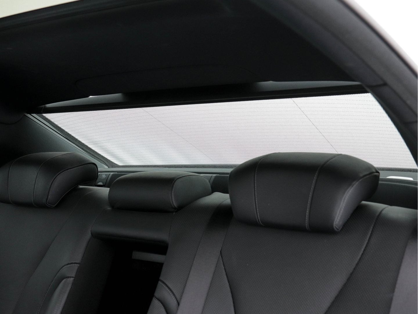 Mercedes-Benz S-Klasse 400d AMG-Line 4-Matic Lang Aut. *PANO | LEATHER | DISTRONIC | BURMESTER | TOPVIEW | KEYLESS | BLINDSPOT | AIRMATIC | FULL-LED |  MEMORY-PACK  | WIDESCREEN-DIGI-COCKPIT | AMBIENTLIGHT |  HEATED/VENTILATED SEATS | ....