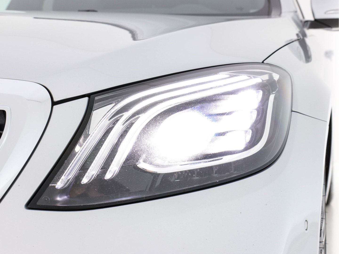 Mercedes-Benz S-Klasse 400d AMG-Line 4-Matic Lang Aut. *PANO | LEATHER | DISTRONIC | BURMESTER | TOPVIEW | KEYLESS | BLINDSPOT | AIRMATIC | FULL-LED |  MEMORY-PACK  | WIDESCREEN-DIGI-COCKPIT | AMBIENTLIGHT |  HEATED/VENTILATED SEATS | ....