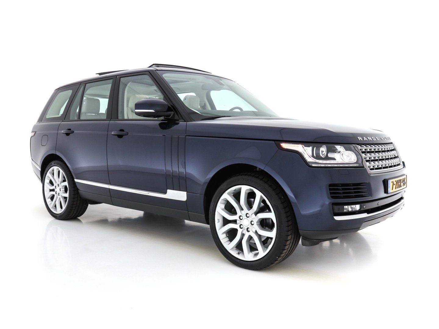 Land Rover Range Rover 3.0 TDV6 Vogue Aut. *PANO | LEATHER | NAVI-FULLMAP | DIGI-COCKPIT | TOPVIEW | BI-XENON | MERIDIAN-AUDIO | MEMORY-PACK | AIRSUSPENSION | HEATED-COMFORTSEATS | SHIFTPADDLES | 20"ALU*