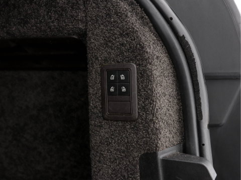 Land Rover Range Rover 3.0 TDV6 Vogue Aut. *PANO | LEATHER | NAVI-FULLMAP | DIGI-COCKPIT | TOPVIEW | BI-XENON | MERIDIAN-AUDIO | MEMORY-PACK | AIRSUSPENSION | HEATED-COMFORTSEATS | SHIFTPADDLES | 20"ALU*