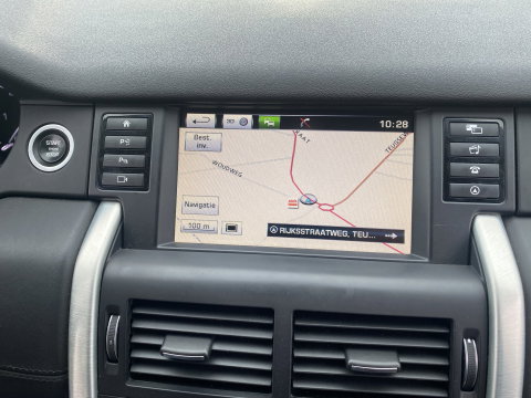Land Rover Discovery Sport 2.0 TD4 HSE Luxury AWD [⚠️] *NAVI-FULLMAP | BI-XENON | LEATHER | MERIDIAN-SURROUND | CAMERA | ECC | PDC | CRUISE | LANE-ASSIST | MEMORY-PACK | PRIVACY-GLASS | TOWBAR | HEATED-COMFORTSEATS | LANE-ASSIST | 19"ALU*