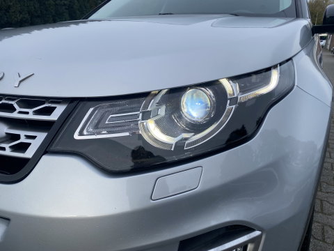 Land Rover Discovery Sport 2.0 TD4 HSE Luxury AWD [⚠️] *NAVI-FULLMAP | BI-XENON | LEATHER | MERIDIAN-SURROUND | CAMERA | ECC | PDC | CRUISE | LANE-ASSIST | MEMORY-PACK | PRIVACY-GLASS | TOWBAR | HEATED-COMFORTSEATS | LANE-ASSIST | 19"ALU*