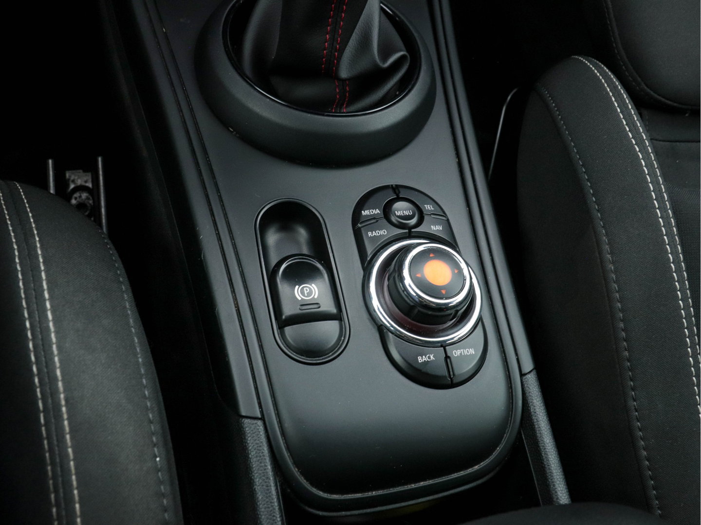 MINI Countryman 1.5 Cooper JCW-Pack (INCL-BTW) *NAVI-FULLMAP | FULL-LED |  ECC | PDC | CRUISE | SPORTSEATS | KEYLESS |16"ALU*