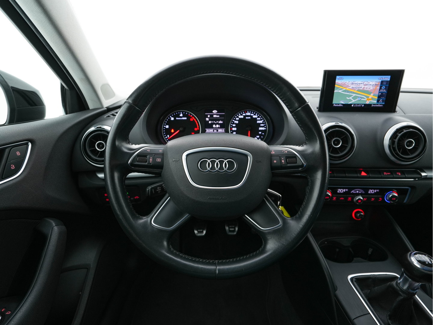 Audi A3 Limousine 1.6 TDI S-Line Ambition XENON | NAVI-FULLMAP | COMFORT-SEATS | PRIVACY-GLASS | ECC | PDC | CRUISE | 18''ALU*
