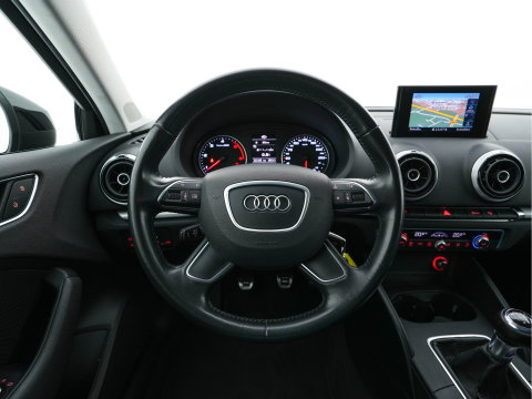 Audi A3 Limousine 1.6 TDI S-Line Ambition XENON | NAVI-FULLMAP | COMFORT-SEATS | PRIVACY-GLASS | ECC | PDC | CRUISE | 18''ALU*