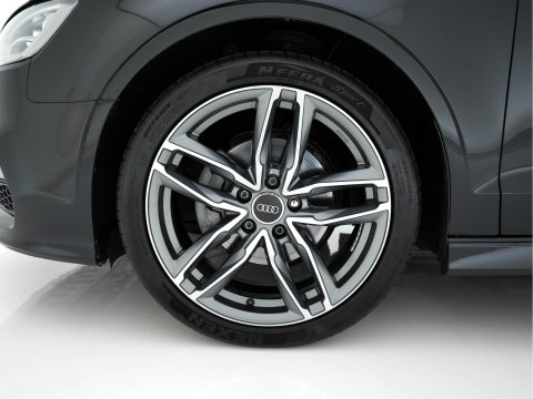 Audi A3 Limousine 1.6 TDI S-Line Ambition XENON | NAVI-FULLMAP | COMFORT-SEATS | PRIVACY-GLASS | ECC | PDC | CRUISE | 18''ALU*