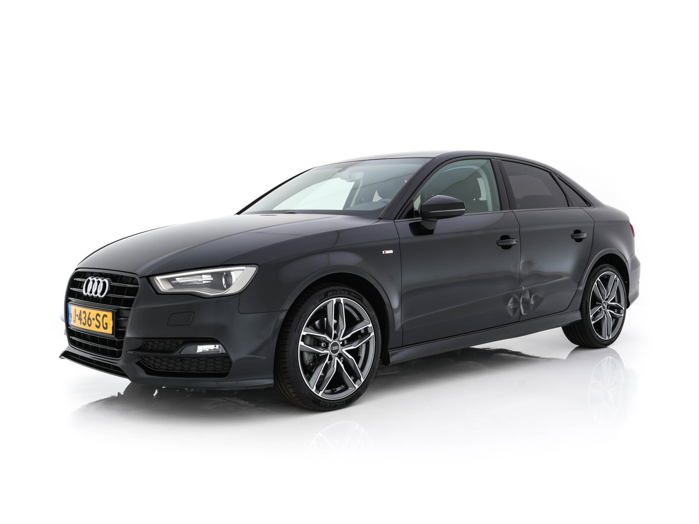 Audi A3 Limousine 1.6 TDI S-Line Ambition XENON | NAVI-FULLMAP | COMFORT-SEATS | PRIVACY-GLASS | ECC | PDC | CRUISE | 18''ALU*