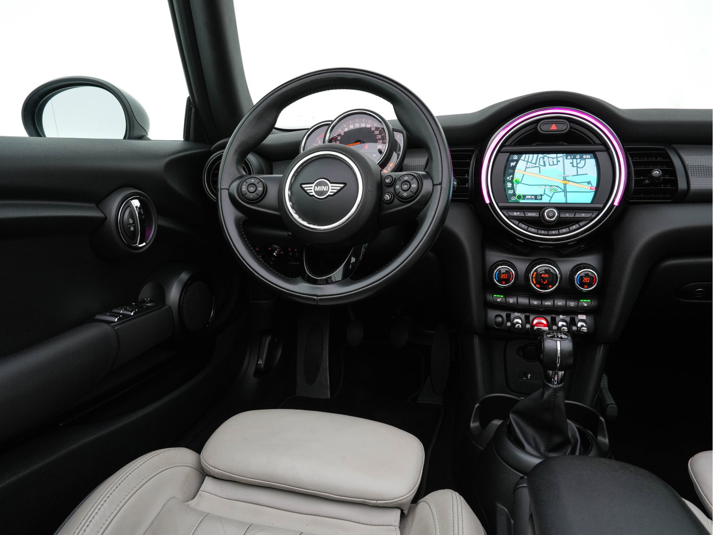 MINI Cabrio 1.5 Cooper Chili *LEATHER | FULL-LED | HEATED-SPORTSEATS | KEYLESS | NAVI-FULLMAP | ECC | PDC | CRUISE | AMBIENTLIGHT | AIRSCARF | 18''ALU*