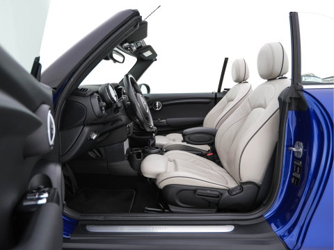 MINI Cabrio 1.5 Cooper Chili *LEATHER | FULL-LED | HEATED-SPORTSEATS | KEYLESS | NAVI-FULLMAP | ECC | PDC | CRUISE | AMBIENTLIGHT | AIRSCARF | 18''ALU*