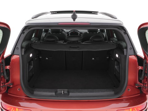 MINI Clubman 2.0 Cooper S ALL4 Premier Plus JCW (INCL-BTW) Aut * PANO | LEATHER | FULL-LED | HEATED-SPORTSEATS | DIGI-COCKPIT | AMBIENT-LIGHT | PRIVACY-GLASS | HEAD-UP | PDC | CAMERA | DAB  | KEYLESS | TOWBAR | 18"ALU*