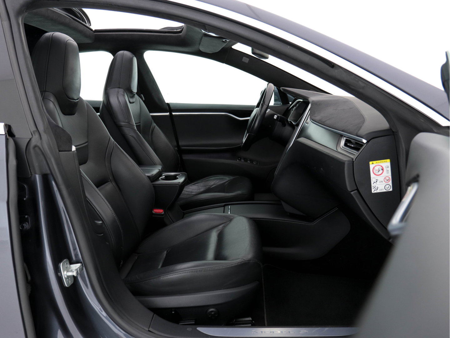 Tesla Model S P85D Performance-Pack AWD [ 3-Fase-17kW ] (INCL-BTW) *PANO | LEATHER | AUTO-PILOT | AIRSUSPENSION | KEYLESS | CAMERA | FULL-LED | ADAPTIVE-CRUISE |  DIGI-COCKPIT | HEATED-SPORTSEATS | 19"ALU*