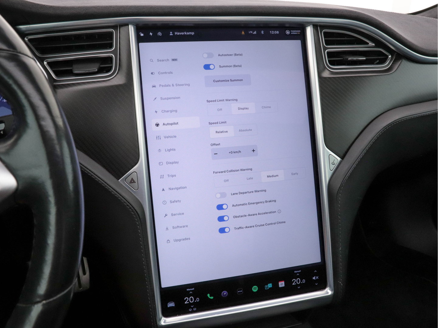 Tesla Model S P85D Performance-Pack AWD [ 3-Fase-17kW ] (INCL-BTW) *PANO | LEATHER | AUTO-PILOT | AIRSUSPENSION | KEYLESS | CAMERA | FULL-LED | ADAPTIVE-CRUISE |  DIGI-COCKPIT | HEATED-SPORTSEATS | 19"ALU*