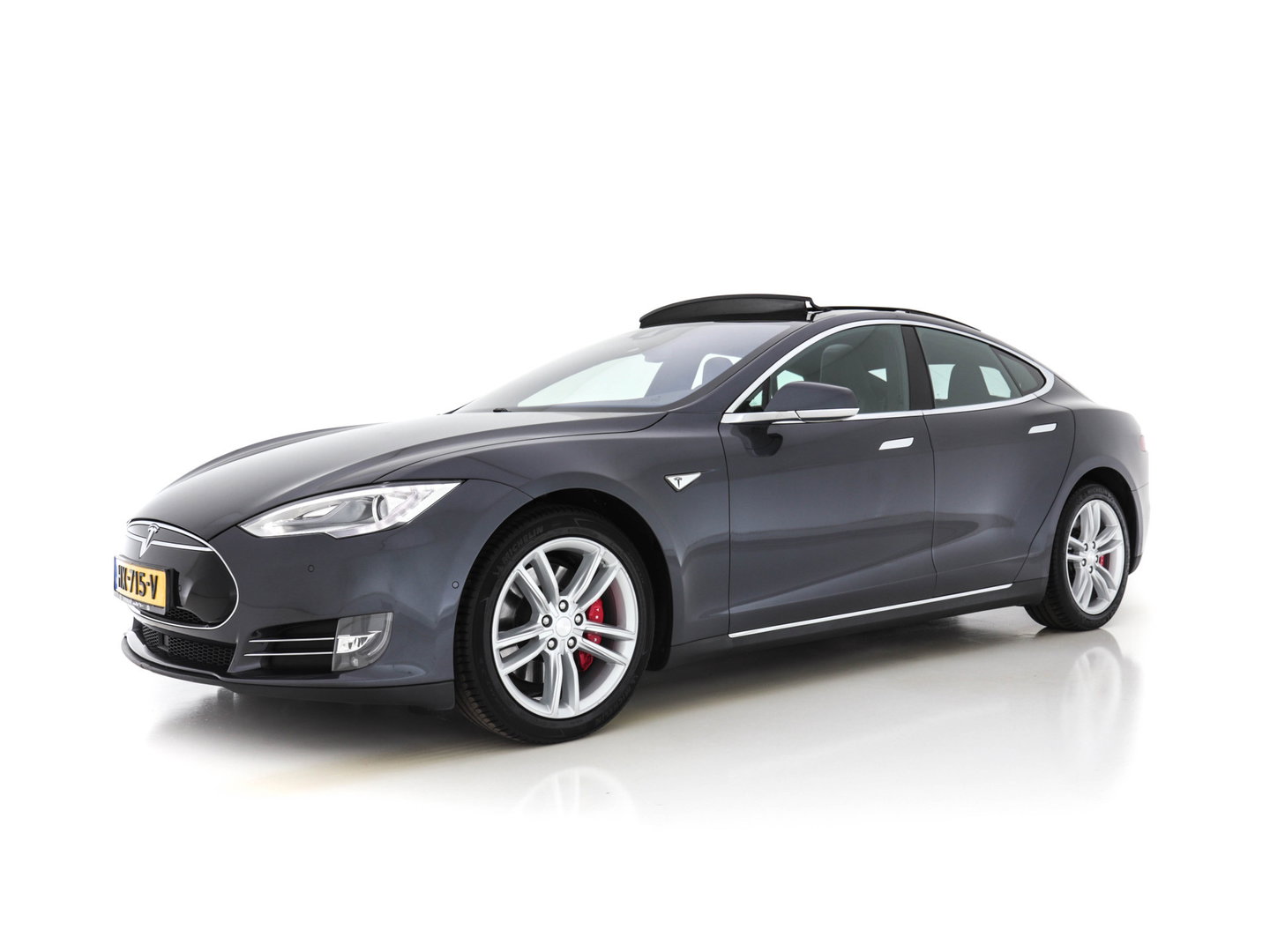 Tesla Model S P85D Performance-Pack AWD [ 3-Fase-17kW ] (INCL-BTW) *PANO | LEATHER | AUTO-PILOT | AIRSUSPENSION | KEYLESS | CAMERA | FULL-LED | ADAPTIVE-CRUISE |  DIGI-COCKPIT | HEATED-SPORTSEATS | 19"ALU*