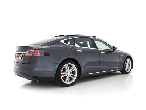 Tesla Model S P85D Performance-Pack AWD [ 3-Fase-17kW ] (INCL-BTW) *PANO | LEATHER | AUTO-PILOT | AIRSUSPENSION | KEYLESS | CAMERA | FULL-LED | ADAPTIVE-CRUISE |  DIGI-COCKPIT | HEATED-SPORTSEATS | 19"ALU*